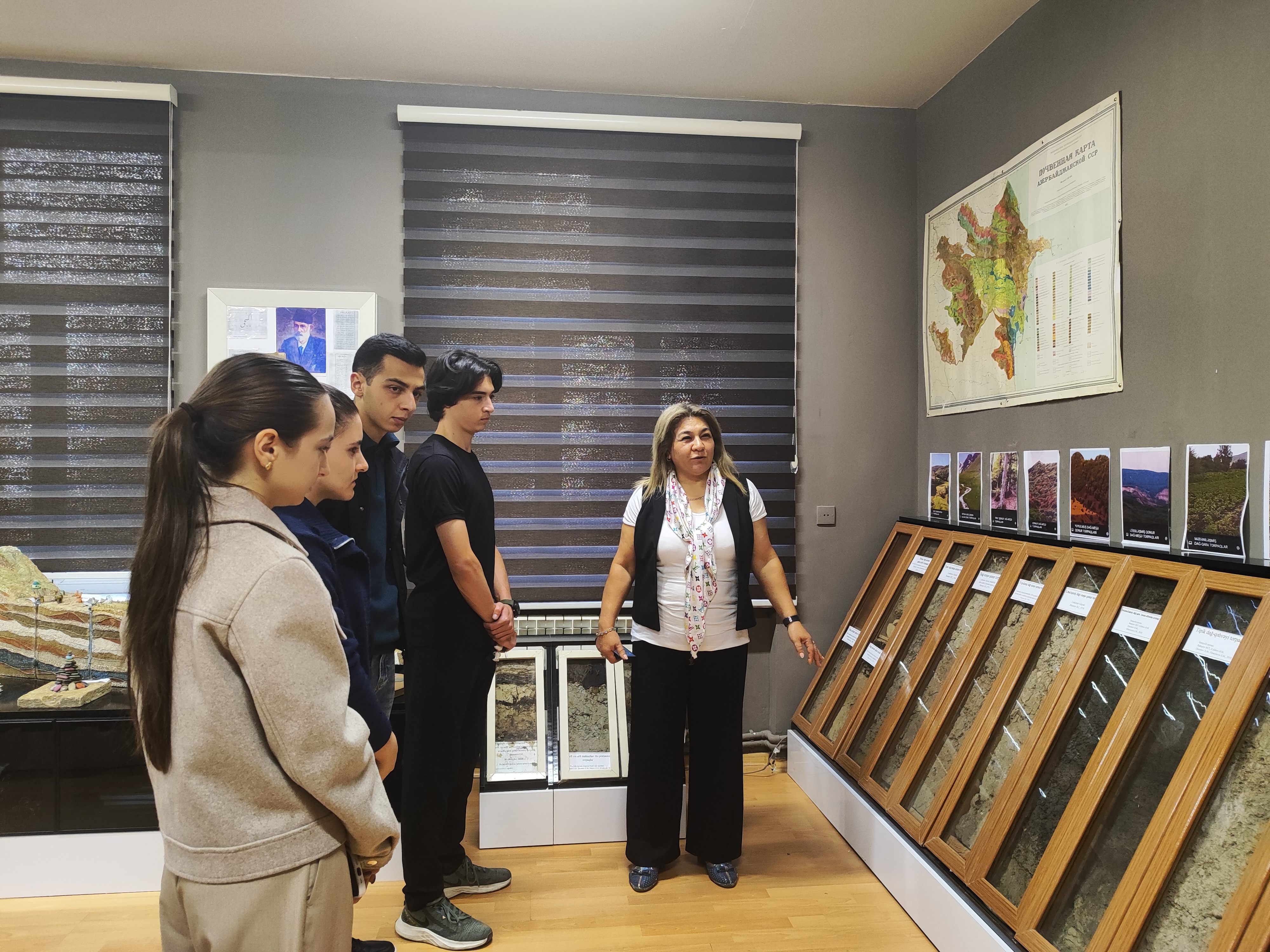 An "Open Door" museum day was held at the Institute of Soil Science and Agrochemistry.