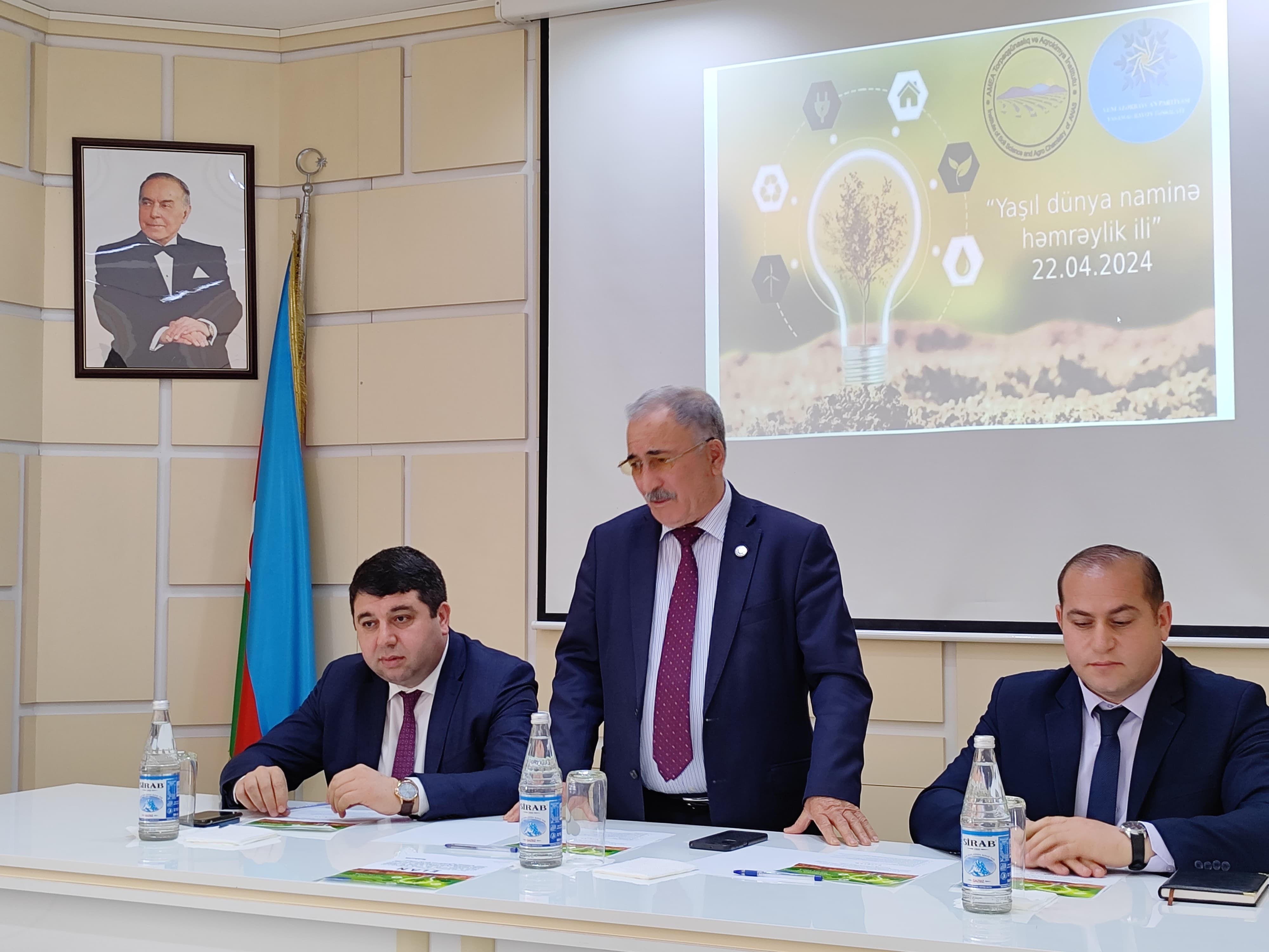 The framework of the "Year of Solidarity for the Green World" jointly organized by the Yasamal district organization of the New Azerbaijan Party and the Institute of Soil Science and Agrochemistry of the Ministry of Science and Education of the Republic of Azerbaijan the event was held.