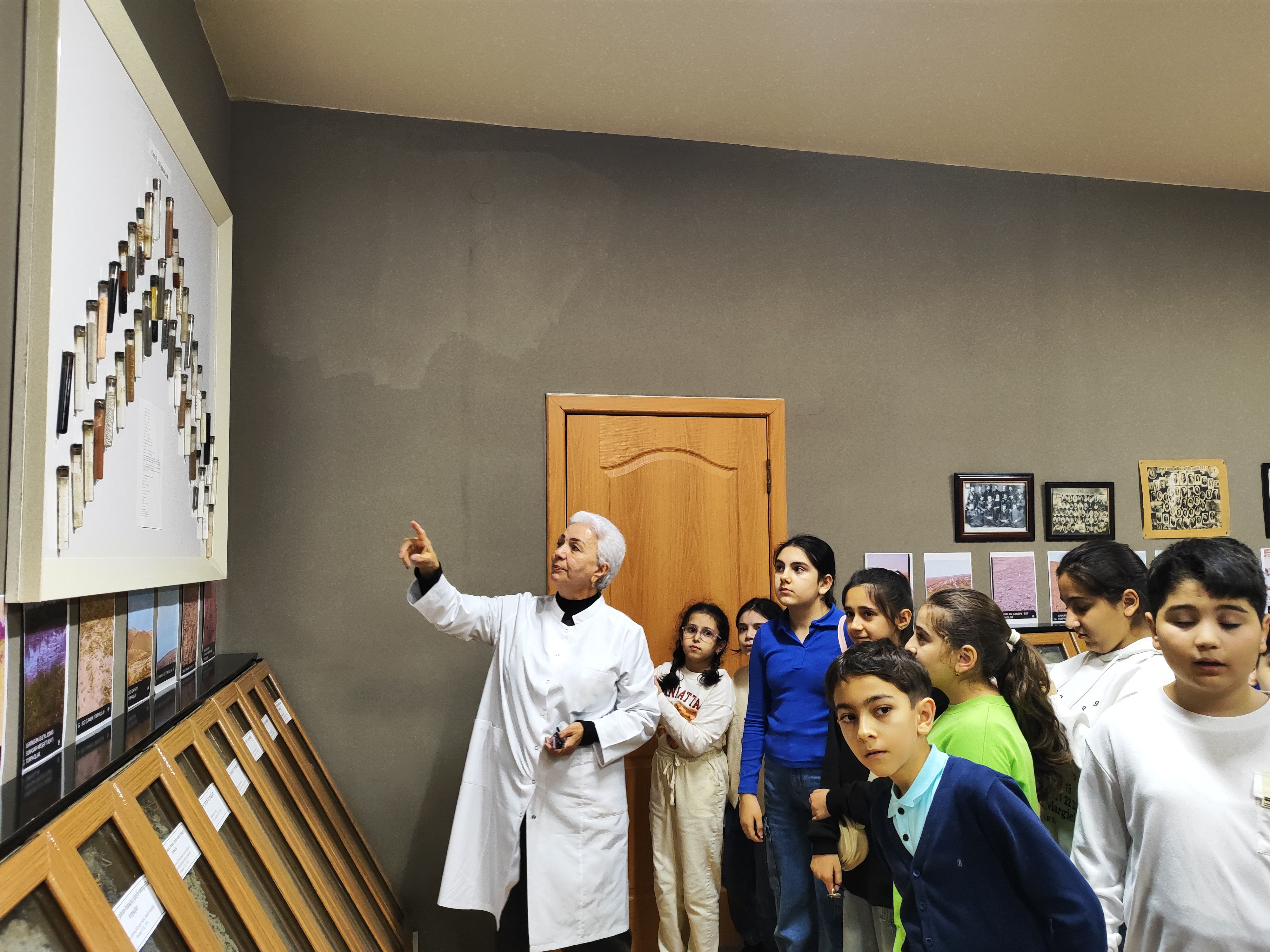 "Open Door" days continue at the Institute of Soil Science and Agrochemistry of the Ministry of Science and Education of the Republic of Azerbaijan.