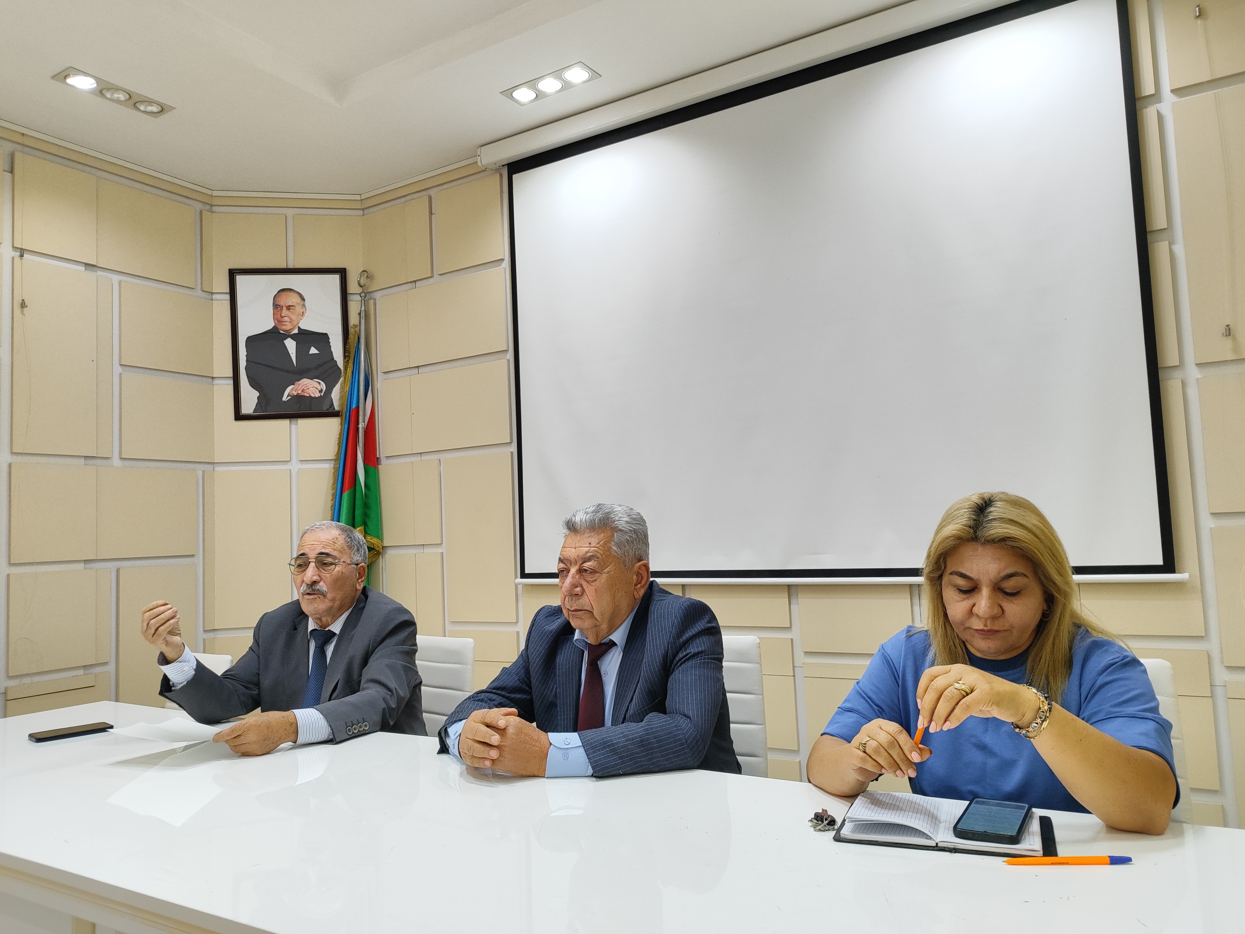 The World Decent Work Day was celebrated at the Institute of Soil Science and Agrochemistry of the Ministry of Science and Education of the Republic of Azerbaijan.