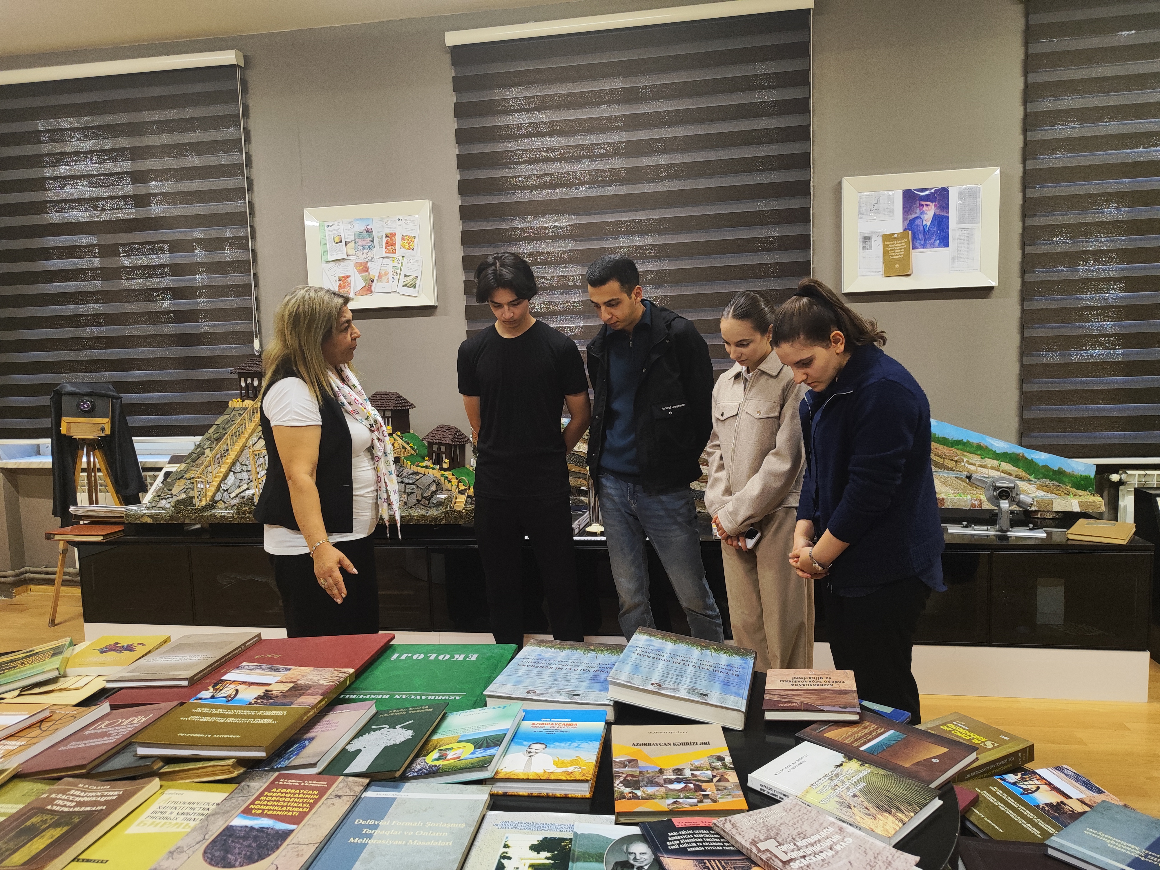 An "Open Door" museum day was held at the Institute of Soil Science and Agrochemistry.