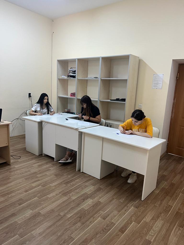 The summer examination session of graduate students continues at the Institute of Soil Science and Agrochemistry of the Ministry of Science and Education of the Republic of Azerbaijan.