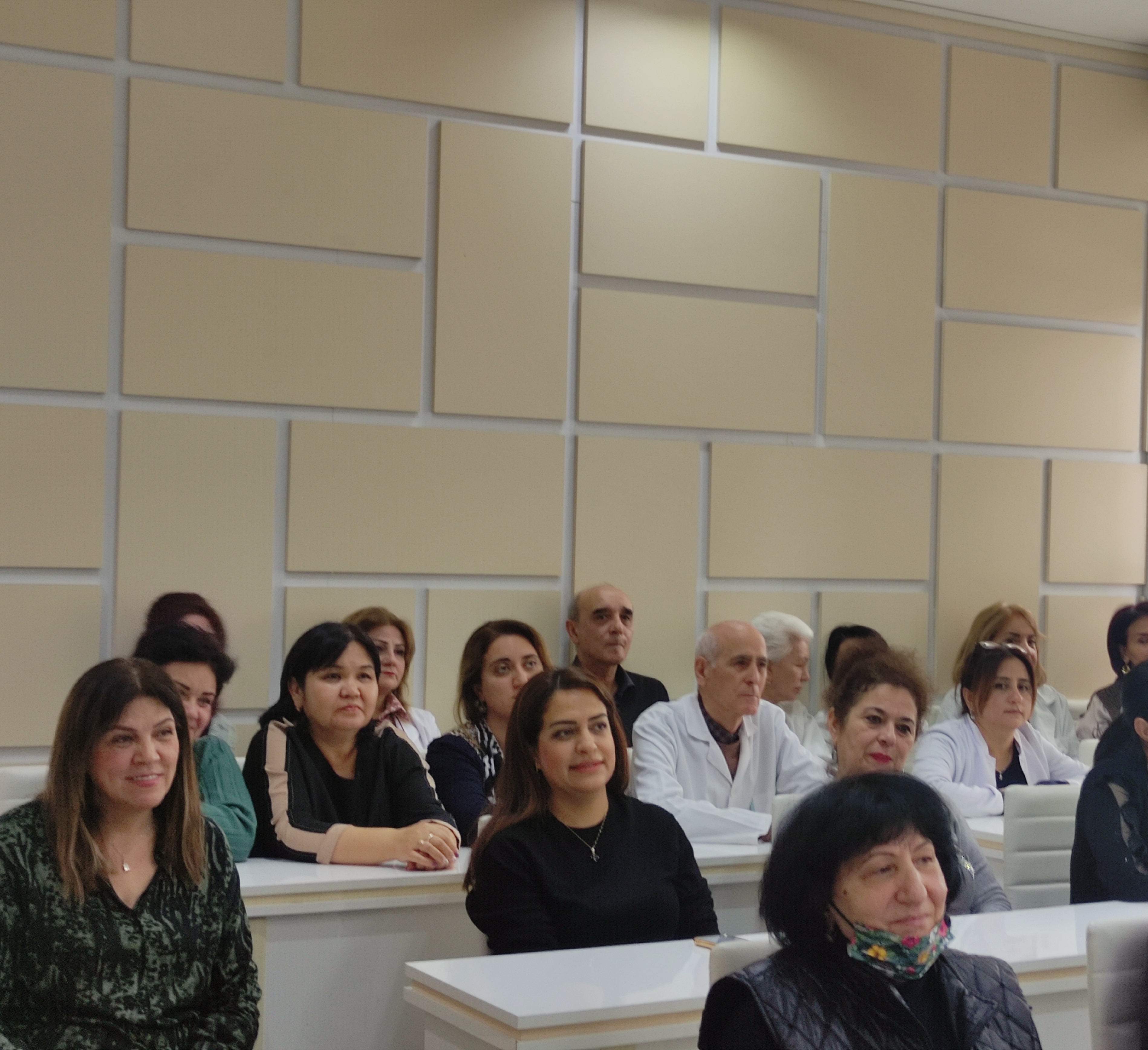 The doctoral student from Kazakhstan completed a scientific internship at the Institute of Soil Science and Agrochemistry.