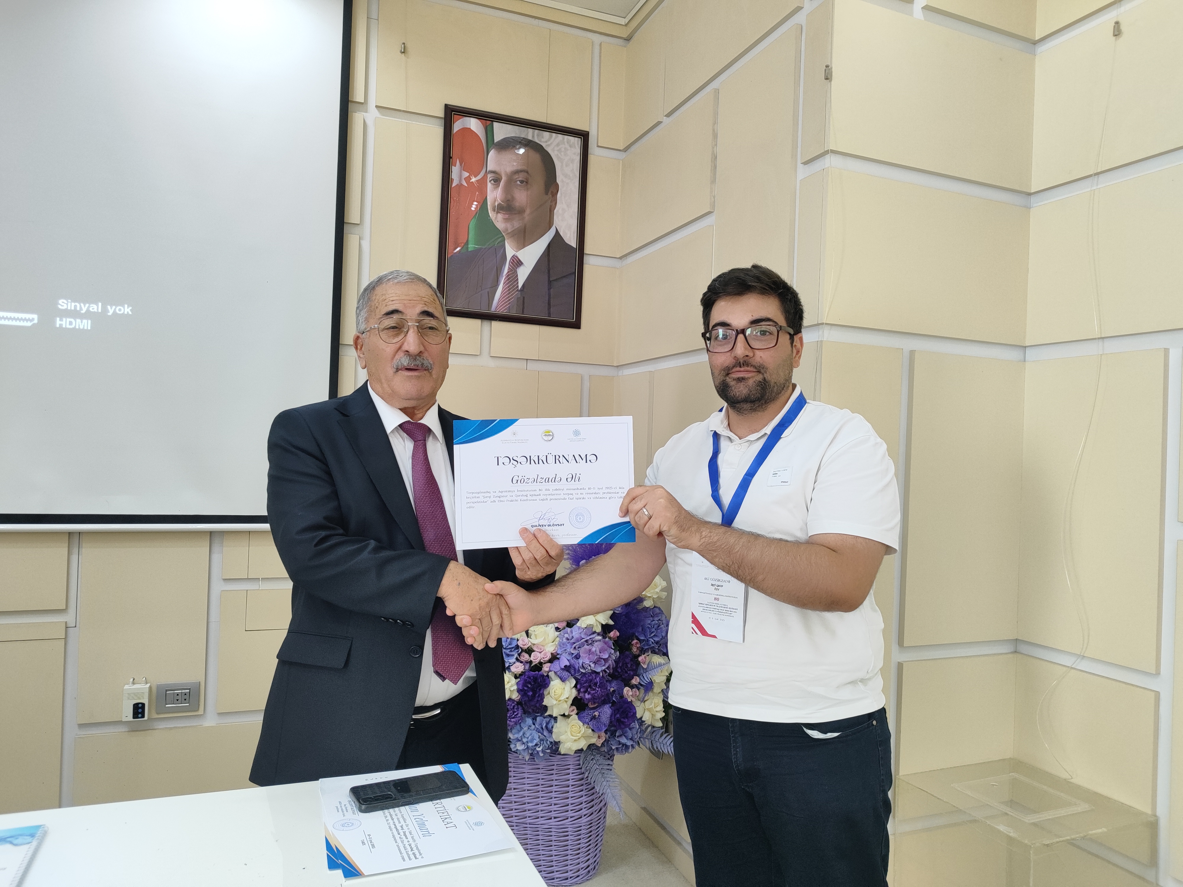 Şərqi Zəngəzur və Qarabağ iqtisadi rayonlarının torpaq və su resurslarına dair elmi-praktiki konfrans davam edir